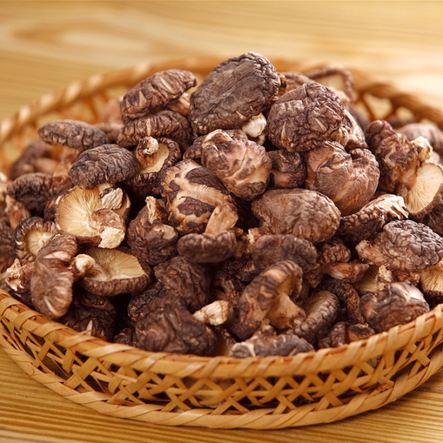 干し椎茸　小粒